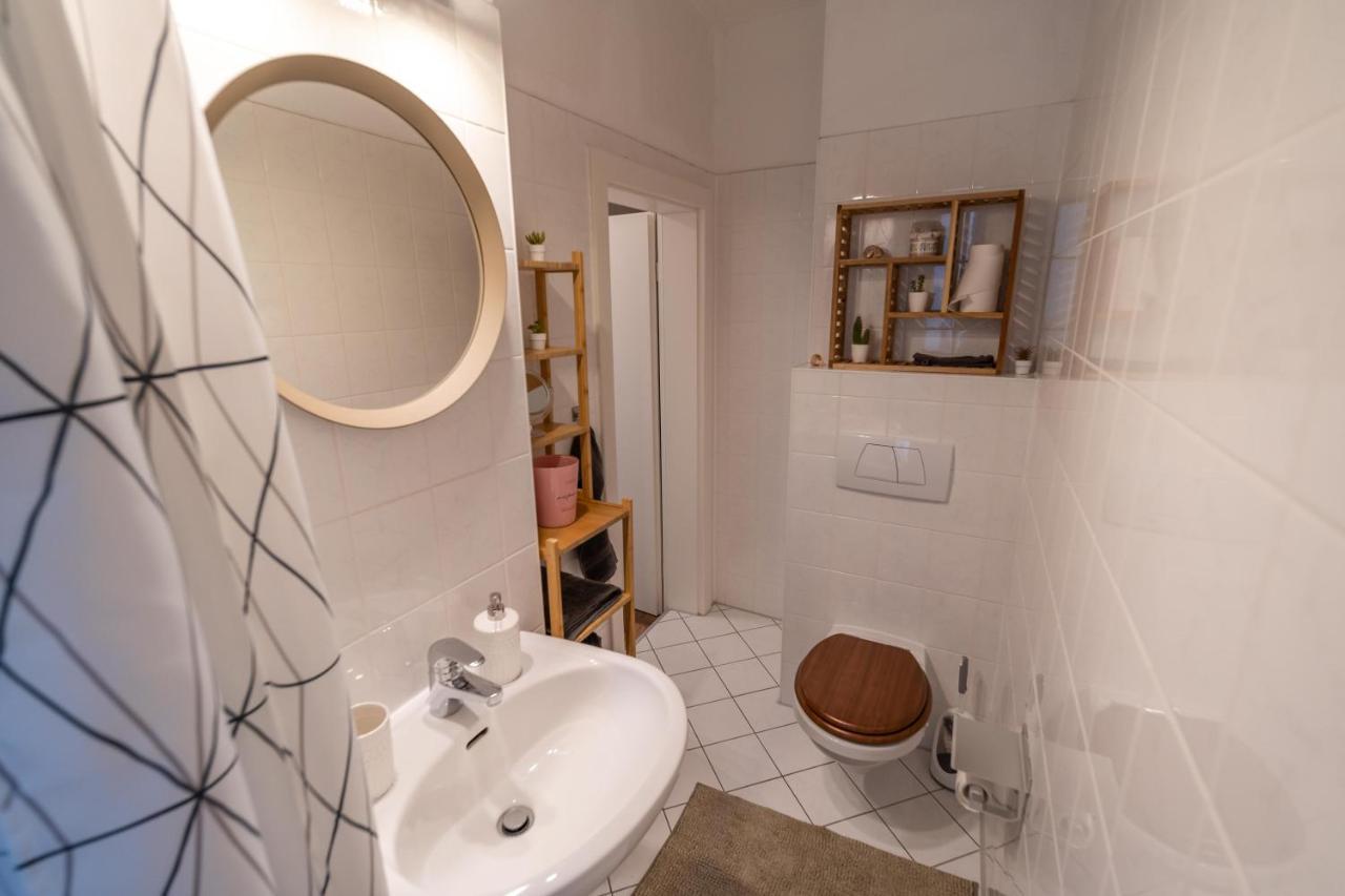 2 Bedroom 65Qm - Kitchen - Central - Netflix Magdeburg Kültér fotó
